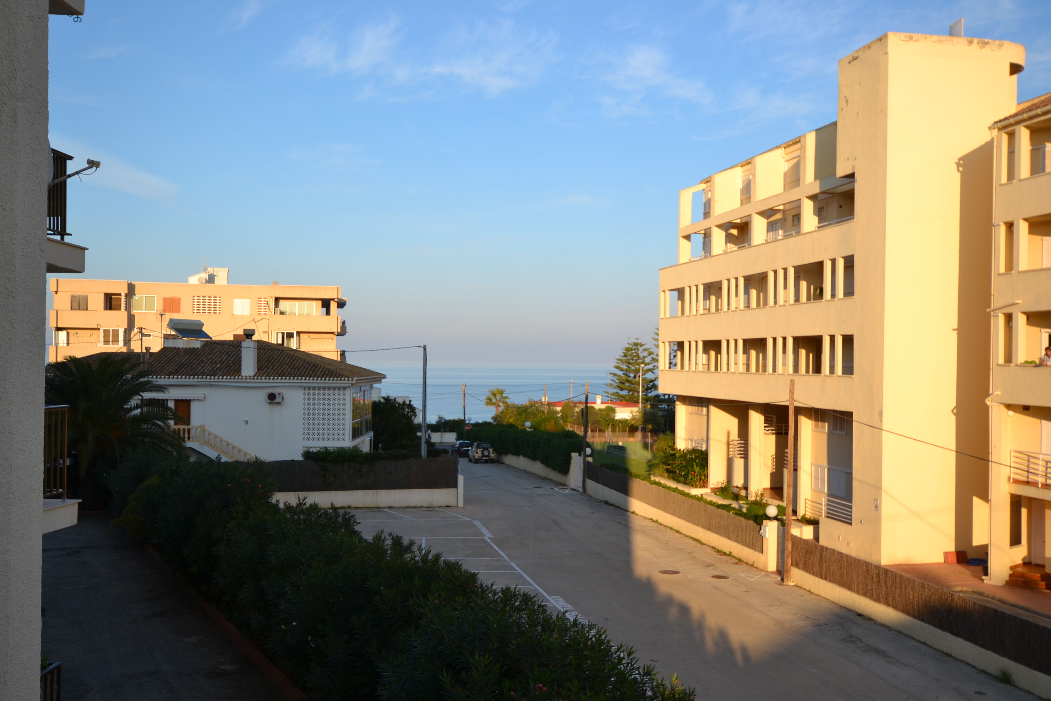 JR 9661 | 3 BEDROOM APARTMENT, JAVEA BEACH | Available Sep 2023 | €750