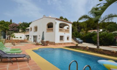 JR 1129 | 4 BED 3 BATH VILLA UNFURNISHED | Available from October 2023 | €1650 per month